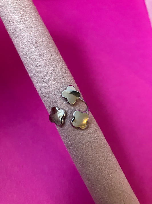 Prstan TRIPLE CLOVER silver